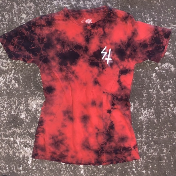 SOLD // Limited edition graphic t-shirts bundle 🌙☠️ - Picture 5 of 9